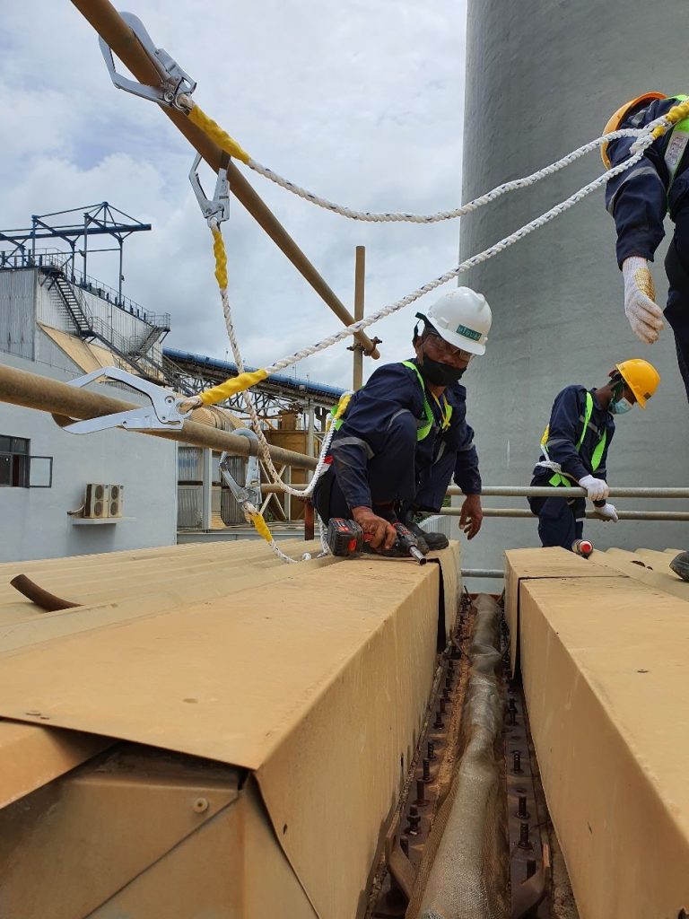 Professional expansion joint installation in Indonesia for seamless installation of expansion joints in high-pressure and high-temperature pipelines